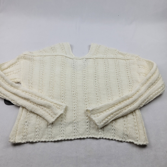 NWT Made With Love by FCT soft cream cropped knit pocket sweater - Picture 5 of 7